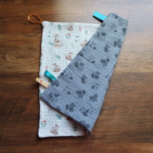 Doudou Incontournable "Renards blanc et bleu"